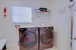 115ep- West Haven 5 Bedroom Home by RedAwning