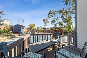 Coastal Haven In Oceanside: Cozy Beach Getaway 3 Bedroom Home by RedAw