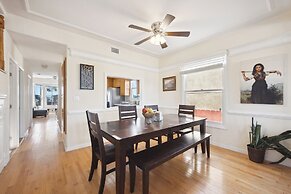 Coastal Haven In Oceanside: Cozy Beach Getaway 3 Bedroom Home by RedAw