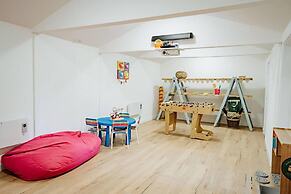 Impeccable 2-bed Cottage Near Woodbridge