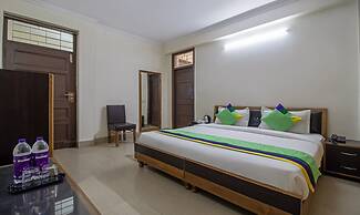 Treebo Stotrak S N Residency, Mussoorie