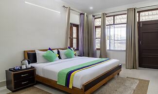 Treebo Stotrak S N Residency, Mussoorie