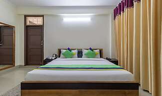 Treebo Stotrak S N Residency, Mussoorie