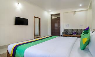 Treebo Stotrak S N Residency, Mussoorie