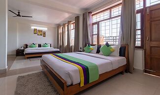 Treebo Stotrak S N Residency, Mussoorie