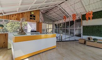 Treebo Stotrak S N Residency, Mussoorie