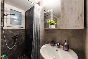Bijou apartment in Glyfada center