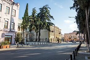 H&B apartments Atoneli