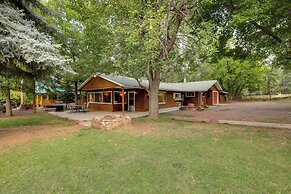 8 Mi to Fossil Springs Trailhead: Pine Retreat!