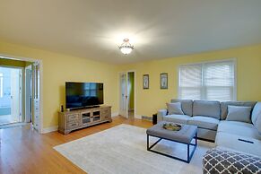 Lakefront Algoma Home w/ Deck, Grill & Fireplace