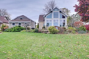 Lakefront Algoma Home w/ Deck, Grill & Fireplace