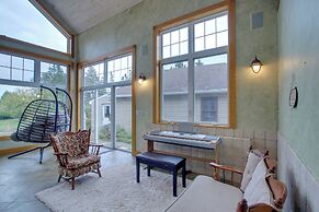 Lakefront Algoma Home w/ Deck, Grill & Fireplace