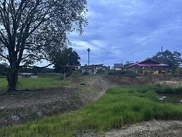 Baanmae Resort Thachana Suratthani