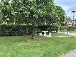 Baanmae Resort Thachana Suratthani