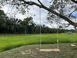 Baanmae Resort Thachana Suratthani