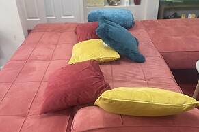 1br-sleeps4-freeparking-london-40mins