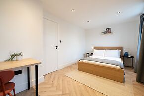 The Battersea Place - Charming 4bdr Flat