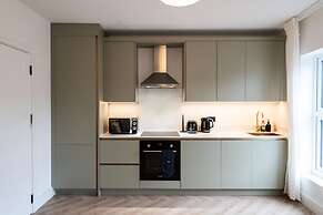 The Battersea Place - Charming 4bdr Flat