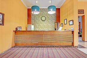 Super OYO Capital O 93240 Candra Dewi Hotel