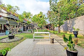 Super OYO Capital O 93240 Candra Dewi Hotel