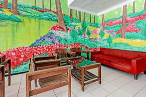 Super OYO Capital O 93240 Candra Dewi Hotel