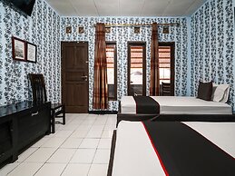 Capital O 93262 Hotel Cherish 2