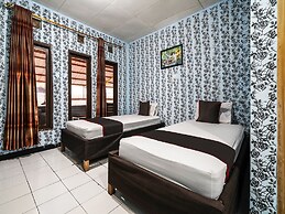 Capital O 93262 Hotel Cherish 2