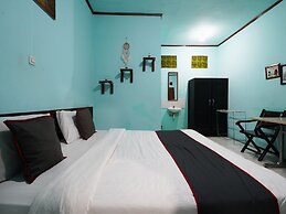 Capital O 93262 Hotel Cherish 2