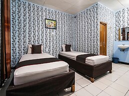 Capital O 93262 Hotel Cherish 2