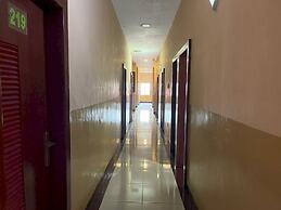 Capital O 93285 Residence Hotel Syariah