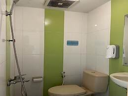 Capital O 93285 Residence Hotel Syariah