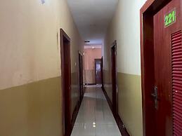 Capital O 93285 Residence Hotel Syariah