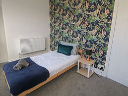 15 Torr Street
