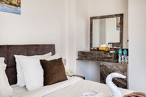 Tree Lounge Pyramids View INN, Sphinx Giza.