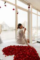 Tree Lounge Pyramids View INN, Sphinx Giza.