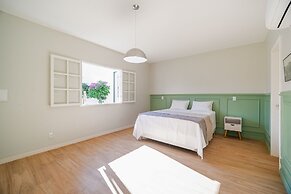 Mansão de Cinco Suítes em Geribá