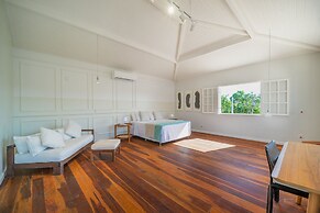 Mansão de Cinco Suítes em Geribá