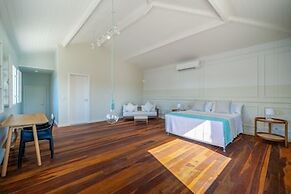 Mansão de Cinco Suítes em Geribá