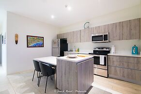 Discover a Paradise in the Central Pacific!