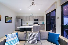 Discover a Paradise in the Central Pacific!