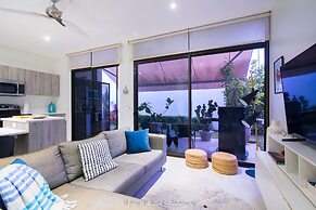 Discover a Paradise in the Central Pacific!