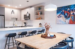 Bluebird Daze by Revelstoke Vacations