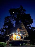 SACHA ÑAMPI ECOLODGE
