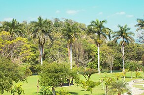 Yaxja Hotel Tamasopo