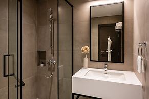 Fraser Suites AL Liwan