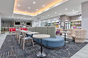 Home2 Suites by Hilton Paris