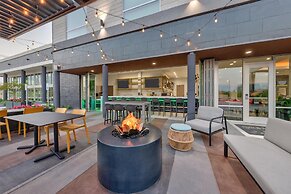 Home2 Suites by Hilton Paris