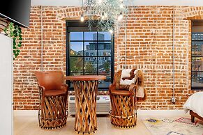 The Acoma House