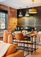 The Acoma House