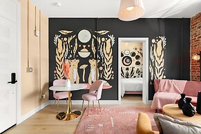 The Acoma House